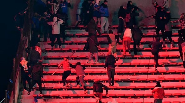 Batalla campal en Avellaneda: 10 heridos y 90 detenidos en Independiente - U. de Chile