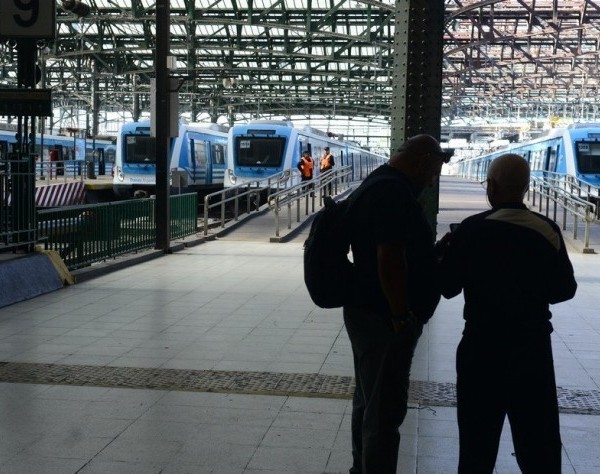 Fracasó la reunión y La Fraternidad ratificó el paro de trenes del jueves 5