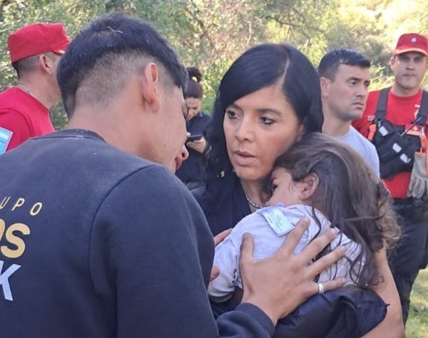 Hallaron con vida a Esmeralda, la nena de 2 años que desapareció en Cosquín