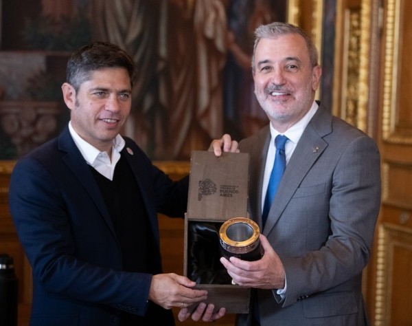 Kicillof en Barcelona: reunión con presidentes y cumbre global progresista