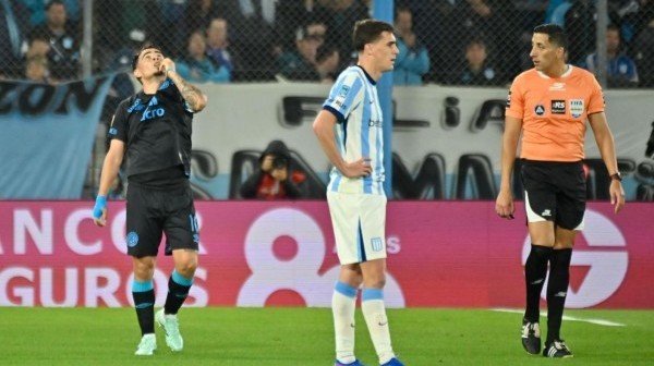 Belgrano venció a Racing en Avellaneda y se subió a lo más alto de su zona